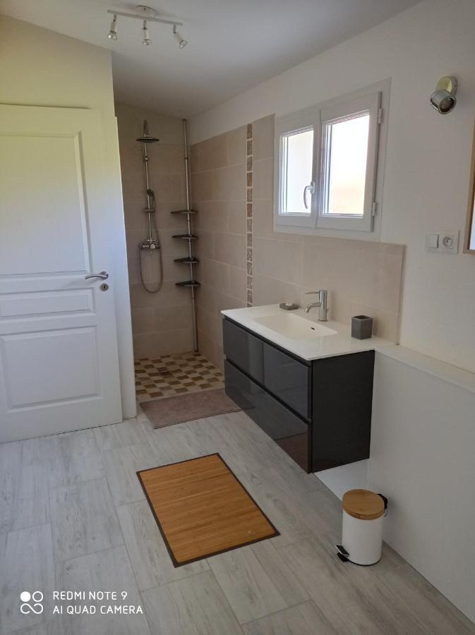 Agreable Appartement Au Calme Villeneuve  Екстер'єр фото