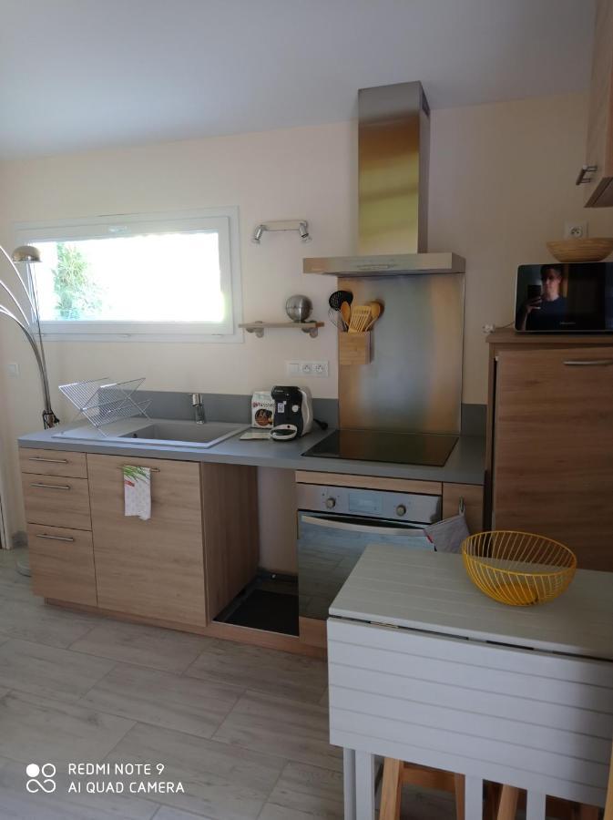 Agreable Appartement Au Calme Villeneuve  Екстер'єр фото